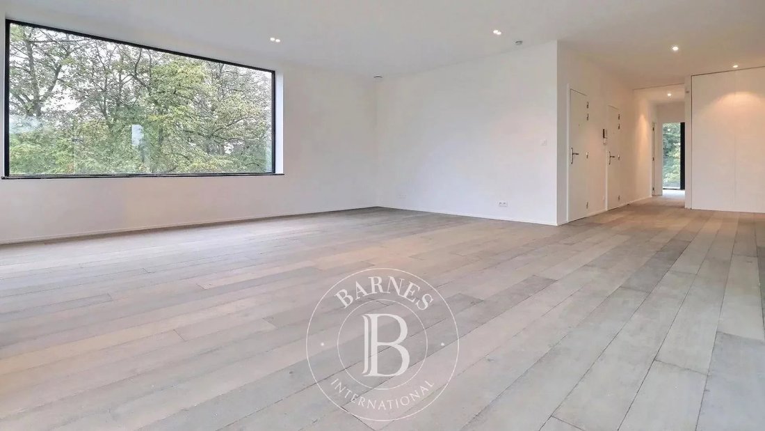 Avenue Hamoir New 3 Bedroom Penthouse + Terraces In Uccle, Brussels