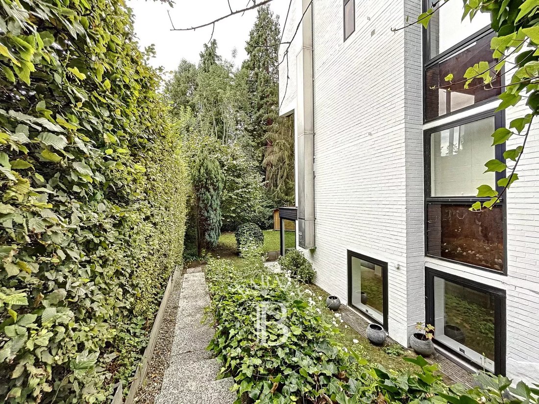 Place Saint Job Duplex Apartment Garden Parking In Uccle, Brussels