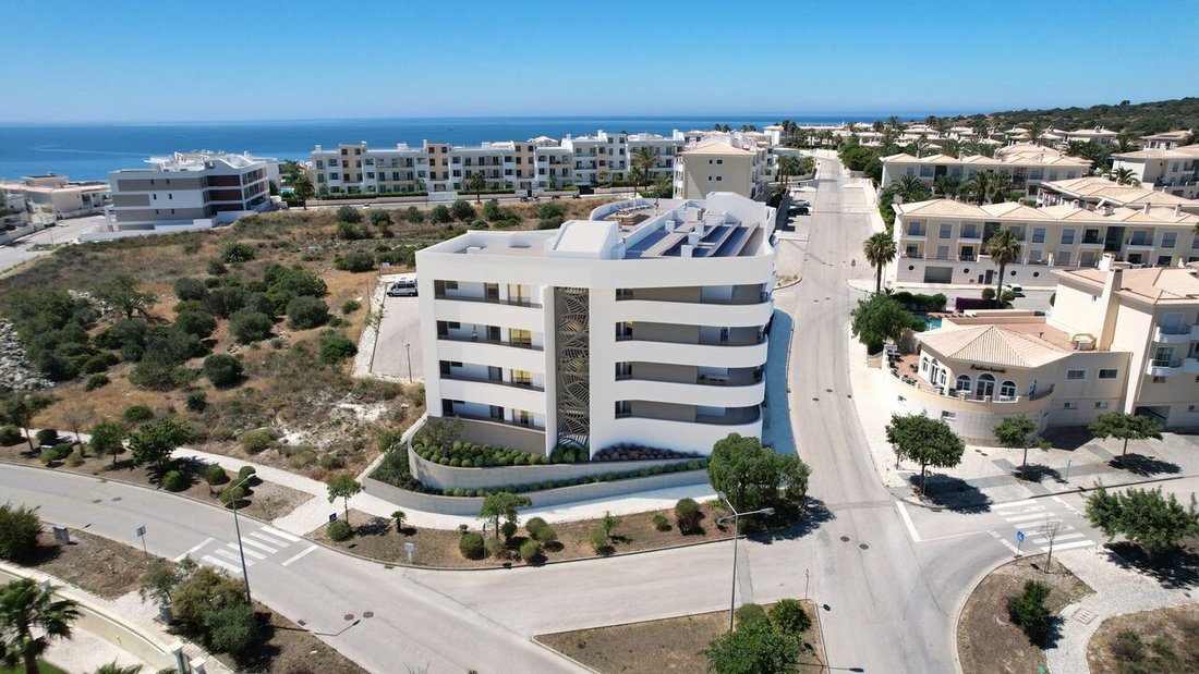 Apartment in Praia De Porto Mós, Sao Goncalo de Lagos, Algarve 1 - 13128745