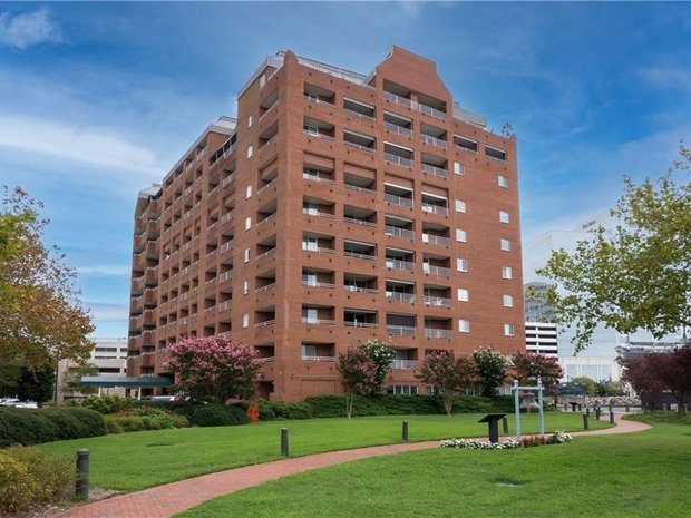 Condominiums Norfolk Va