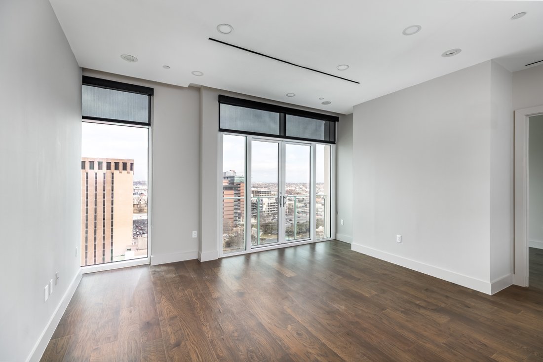 123 Lexington Avenue 1204, San Antonio, In San Antonio, Texas, United