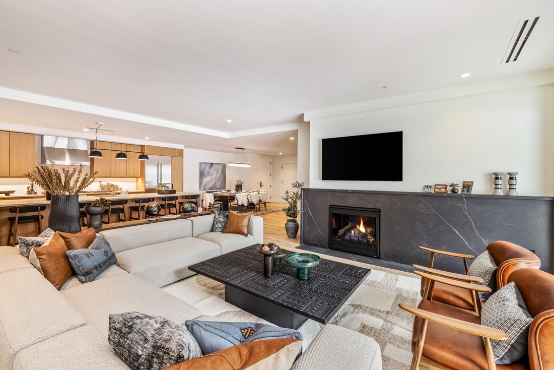 Frontgate Avon Residence 426 In Avon, Colorado, United States For Sale