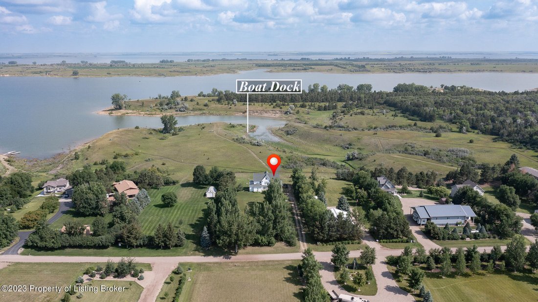 7 Bedrooms Single Family Detached In Coleharbor, North Dakota, United