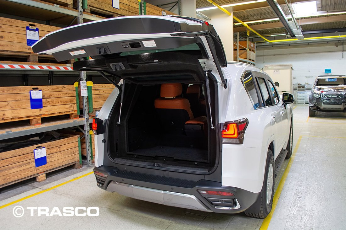 Suv in Bremen, Bremen, Germany 3 - 12408401