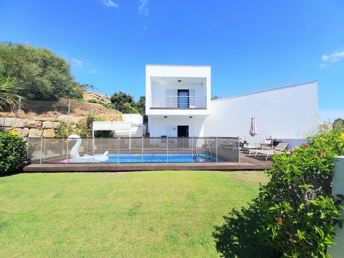 Villa in Sotogrande, San Roque, Andalusia 1 - 13132983