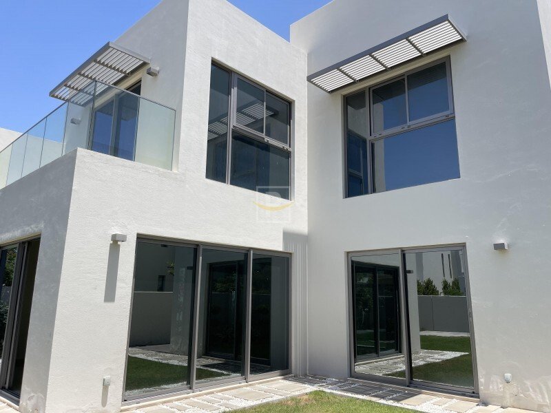 Luxurious 4 Br Villa In Al Zahia New In Sharjah, Sharjah, United Arab Emirates For Sale (13134008)