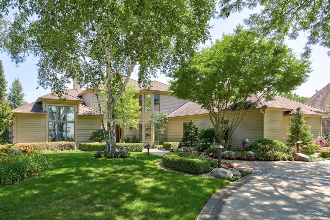House in Saginaw, Michigan, United States 1 - 13133963