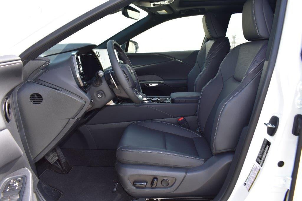 Suv in Dubai, Dubai, United Arab Emirates 5 - 13133659