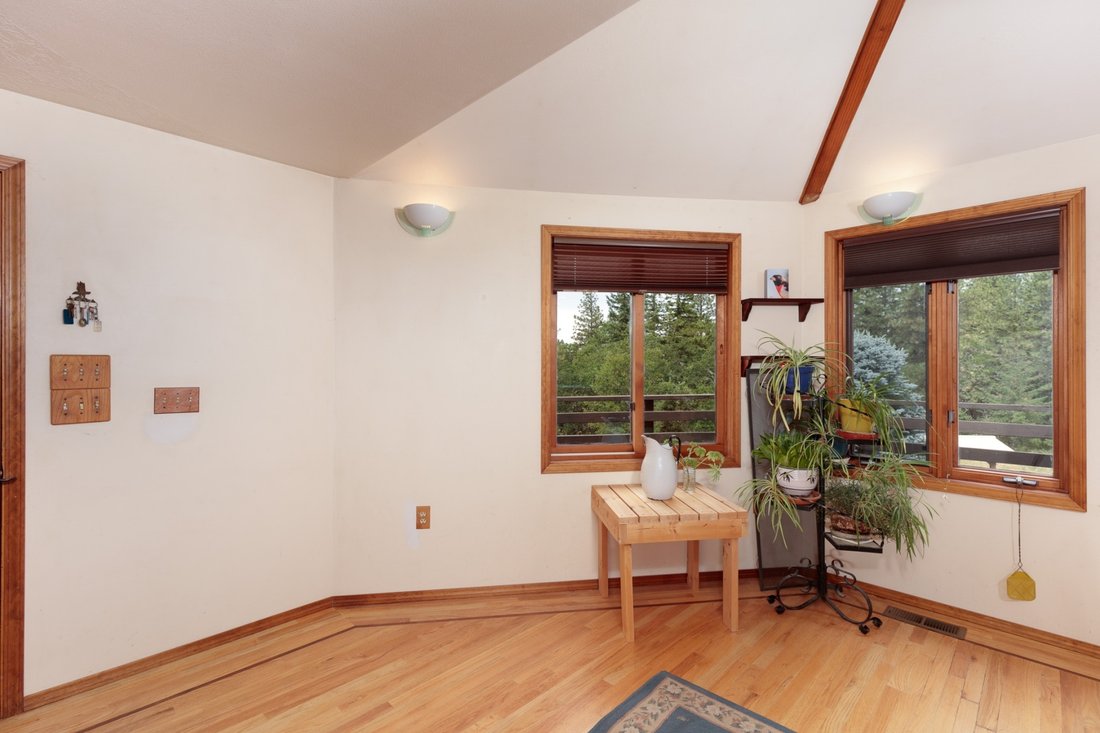 2050 Paradise Ridge Rd Mosier, Or 97040 In Mosier, Oregon, United