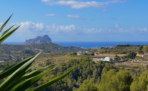 Villa in Benissa, Valencian Community, Spain 1