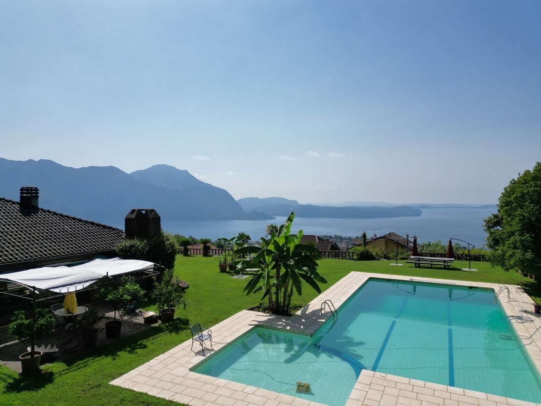 Villa in Arizzano, Piedmont, Italy 1 - 13135222