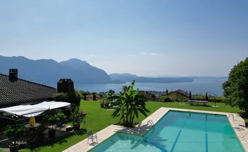 Villa en Arizzano, Piamonte, Italia 1