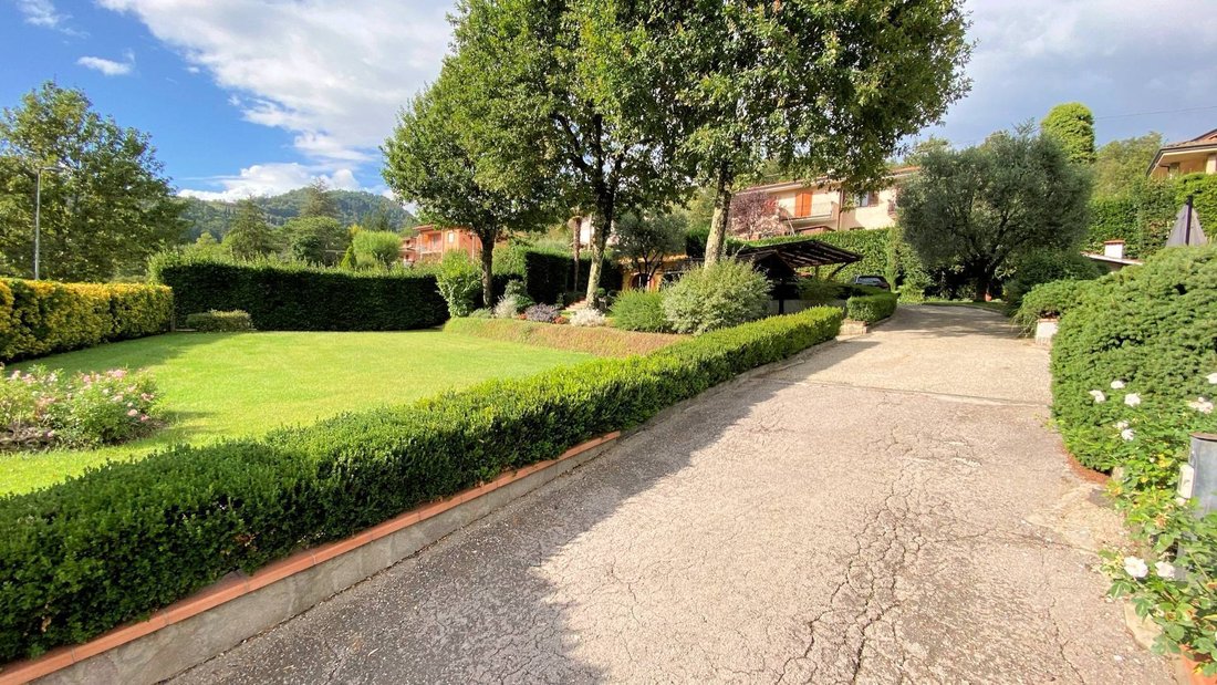 Villa in San Martino in Freddana, Tuscany, Italy 4 - 13135435
