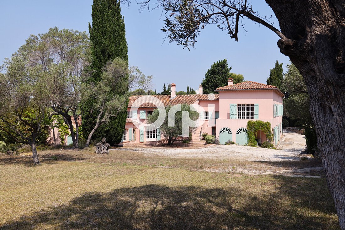 House in Sanary-sur-Mer, Provence-Alpes-Côte d'Azur, France 3 - 13136482