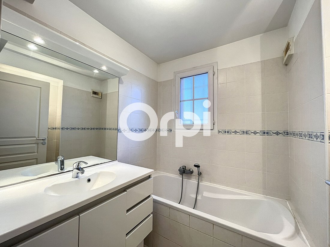House in Gassin, Provence-Alpes-Côte d'Azur, France 4 - 12562393
