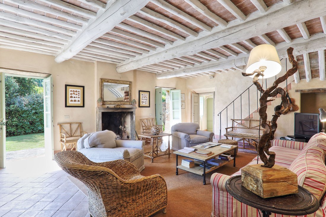 Farm Ranch in Historic Center, Lucca, Tuscany 1 - 13137187