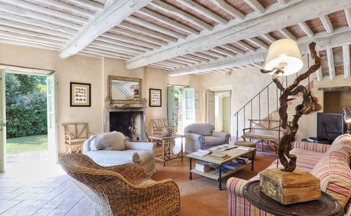 Farm Ranch in Historic Center, Lucca, Tuscany 1