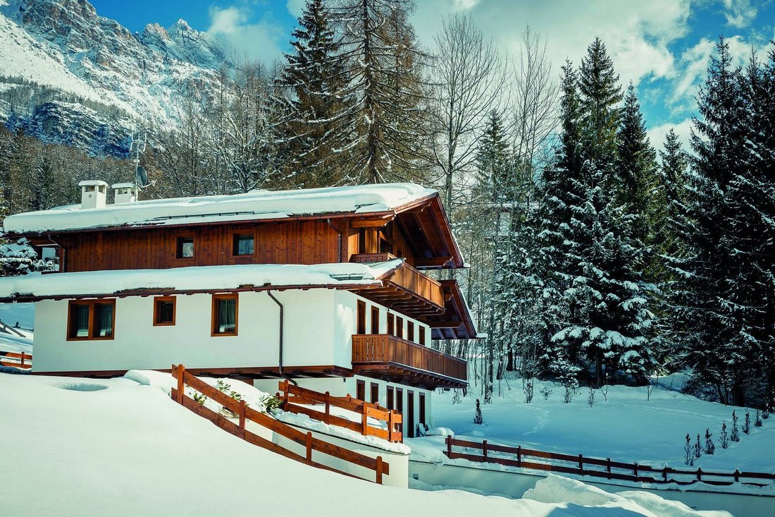 House in Cortina d'Ampezzo, Veneto, Italy 2 - 13137454