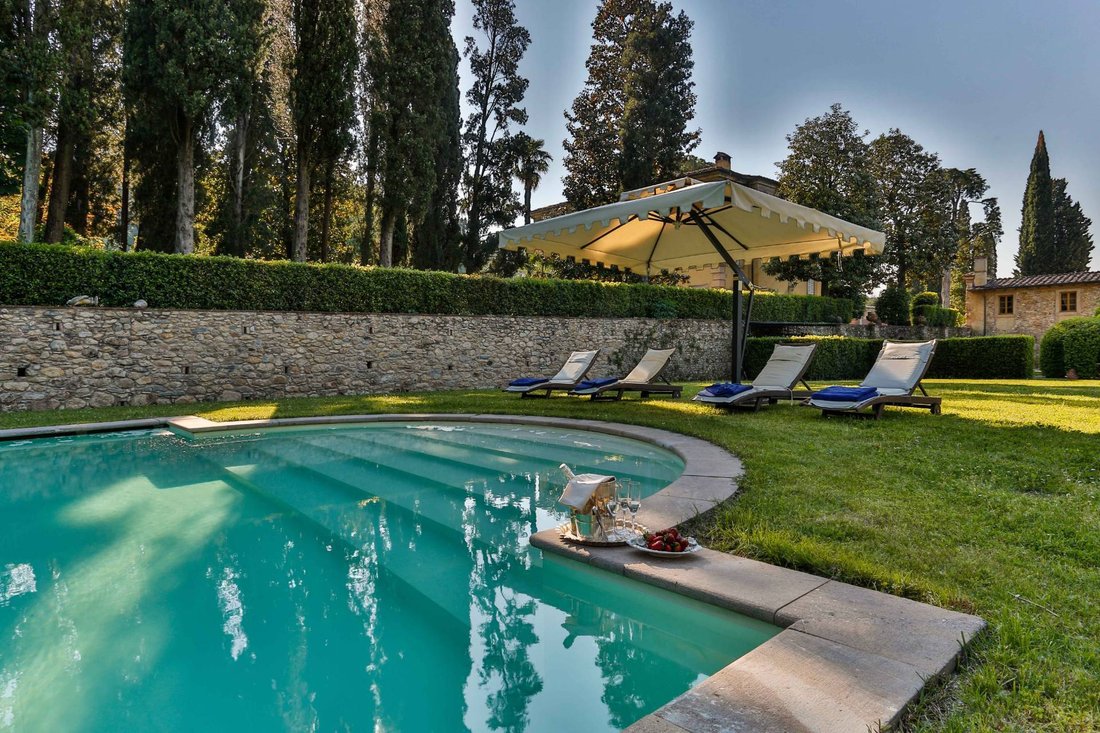 House in Historic Center, Lucca, Tuscany 4 - 13137224