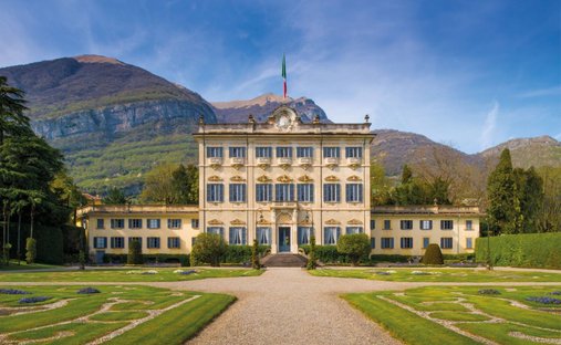 House in Como Borghi, Como, Lombardy 1