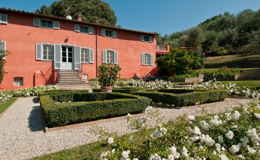 House in Historic Center, Lucca, Tuscany 1
