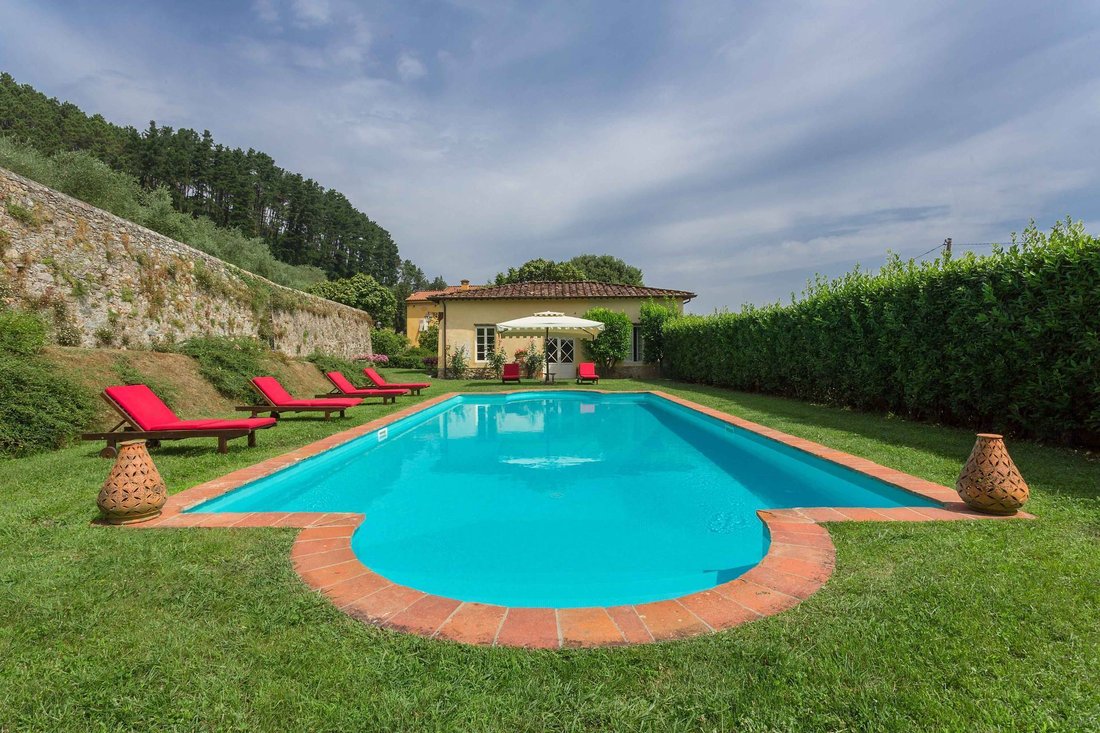 House in Historic Center, Lucca, Tuscany 2 - 13137164