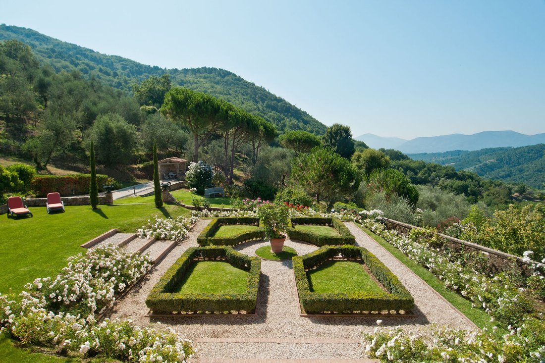 House in Historic Center, Lucca, Tuscany 5 - 13137336
