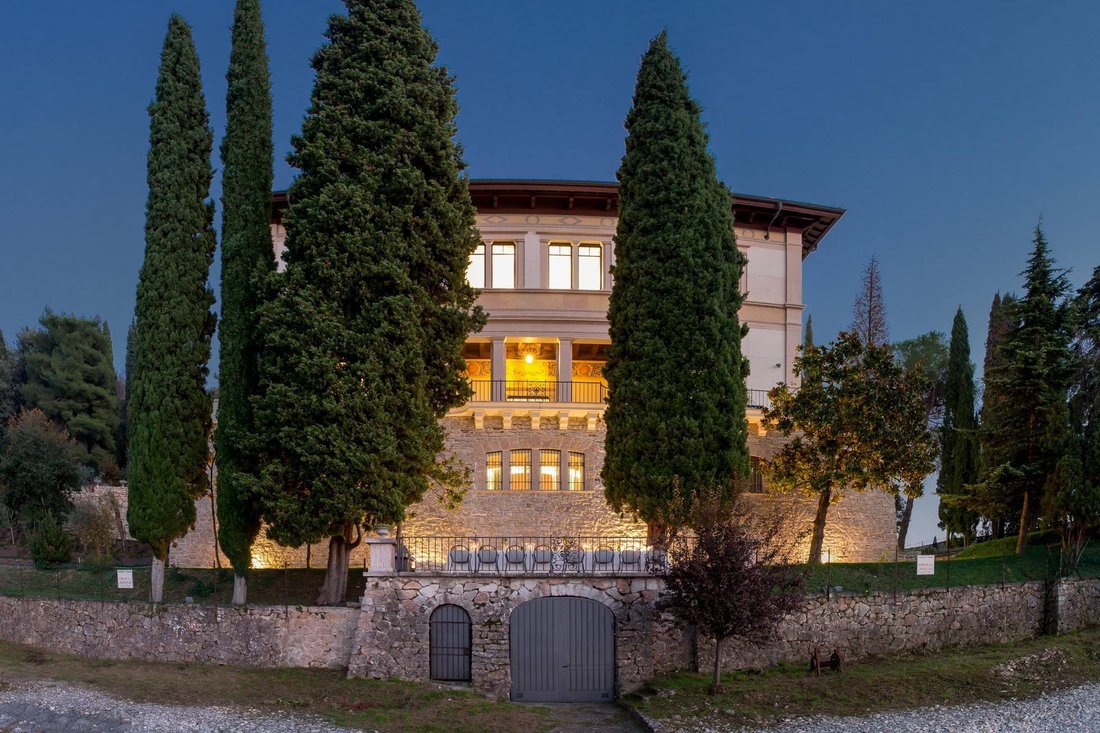 House in Garda, Veneto, Italy 3 - 13137158