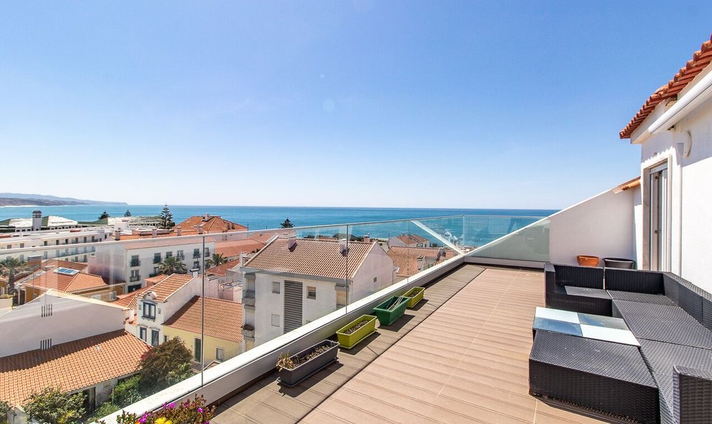 Apartment 5 Bedrooms Ericeira Center, A Casa In Ericeira, Lisbon
