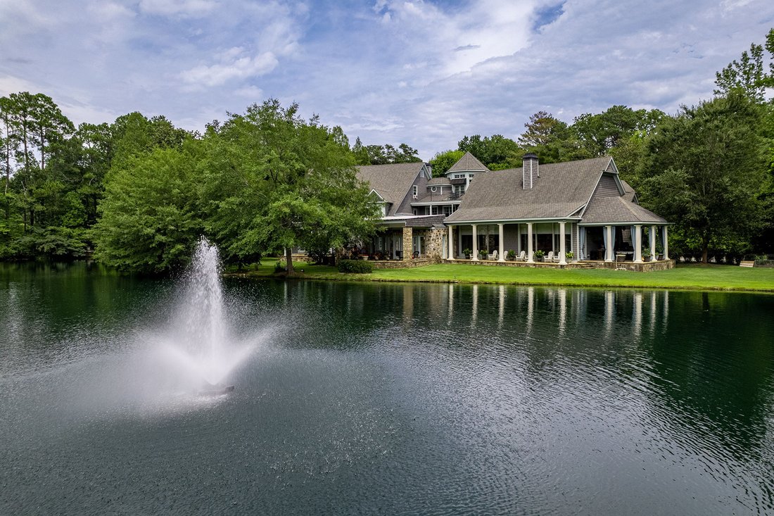 One Of A Kind Gated 11+ Acre Estate In Sandy Springs, United