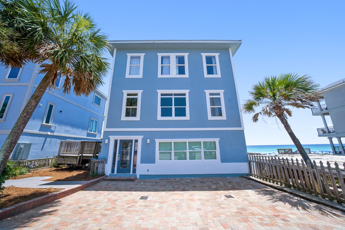 Updated Beach House With Three Levels In Miramar Beach, Florida, United