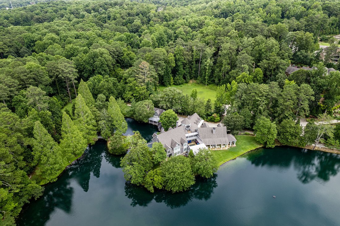 One Of A Kind Gated 11+ Acre Estate In Sandy Springs, United
