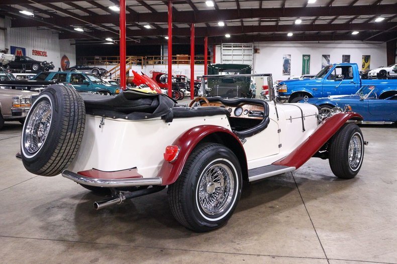 Cabriolet in Grand Rapids, MI, United States 5 - 13138911