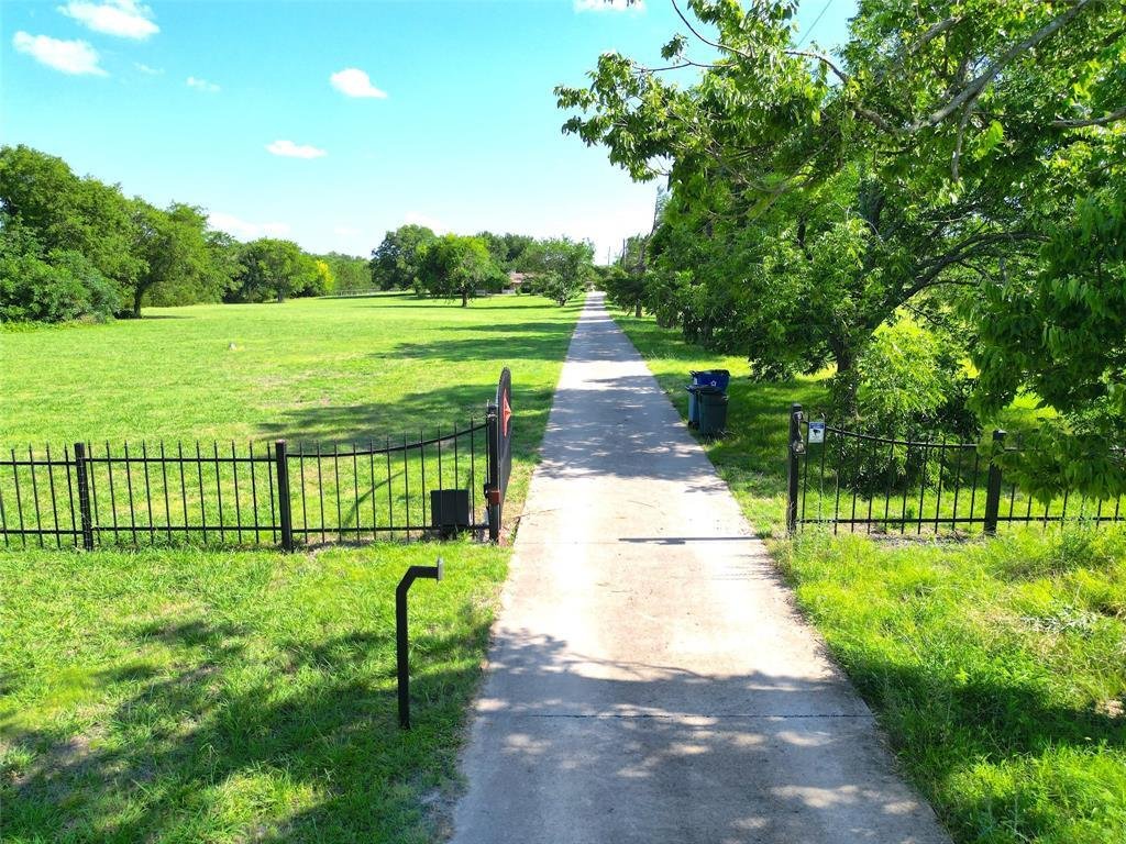 3 Bedrooms Farm/Ranch In Trenton, Texas, United States For Sale (13137661)