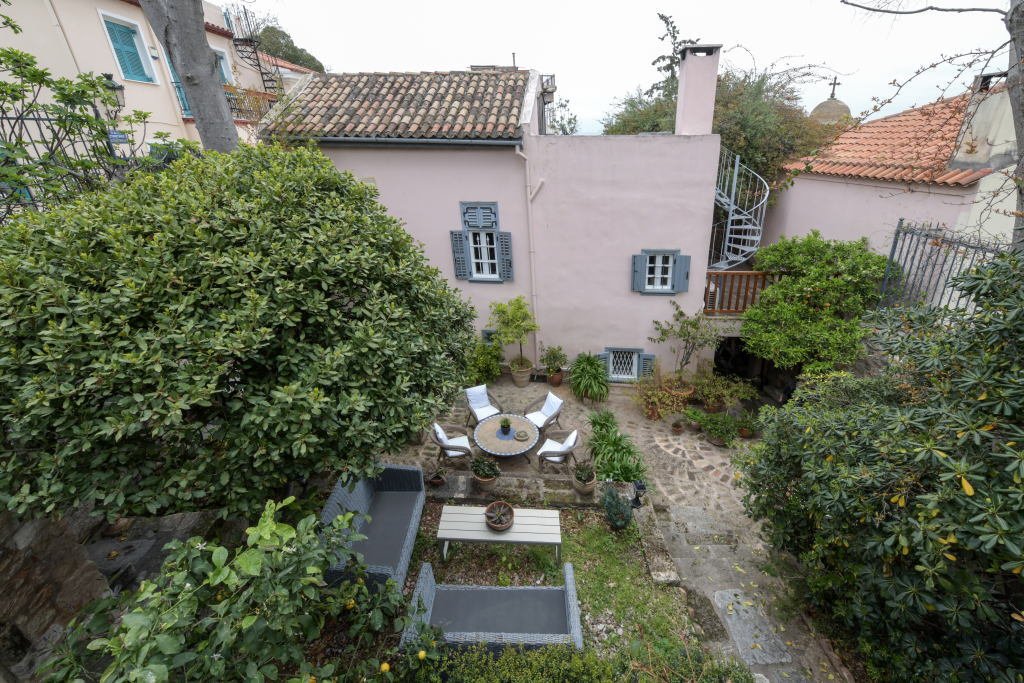 Flirting Acropolis In Athens, Greece For Sale (12325320)