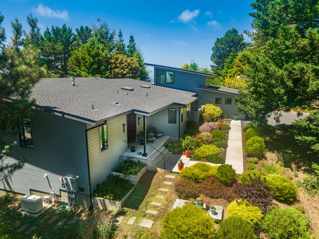 Ocean View Mendocino Contemporary In Mendocino, California, United ...