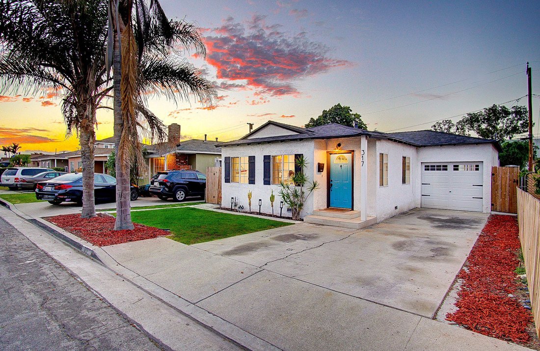 House in Carson, California, United States 1 - 13140780