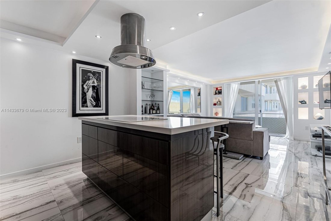 Condo in Miami Beach, Florida, United States 3 - 13140930