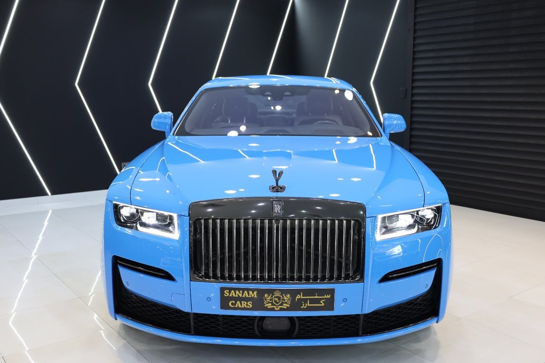 Sedan in Dubai, Dubai, United Arab Emirates 2 - 13142534