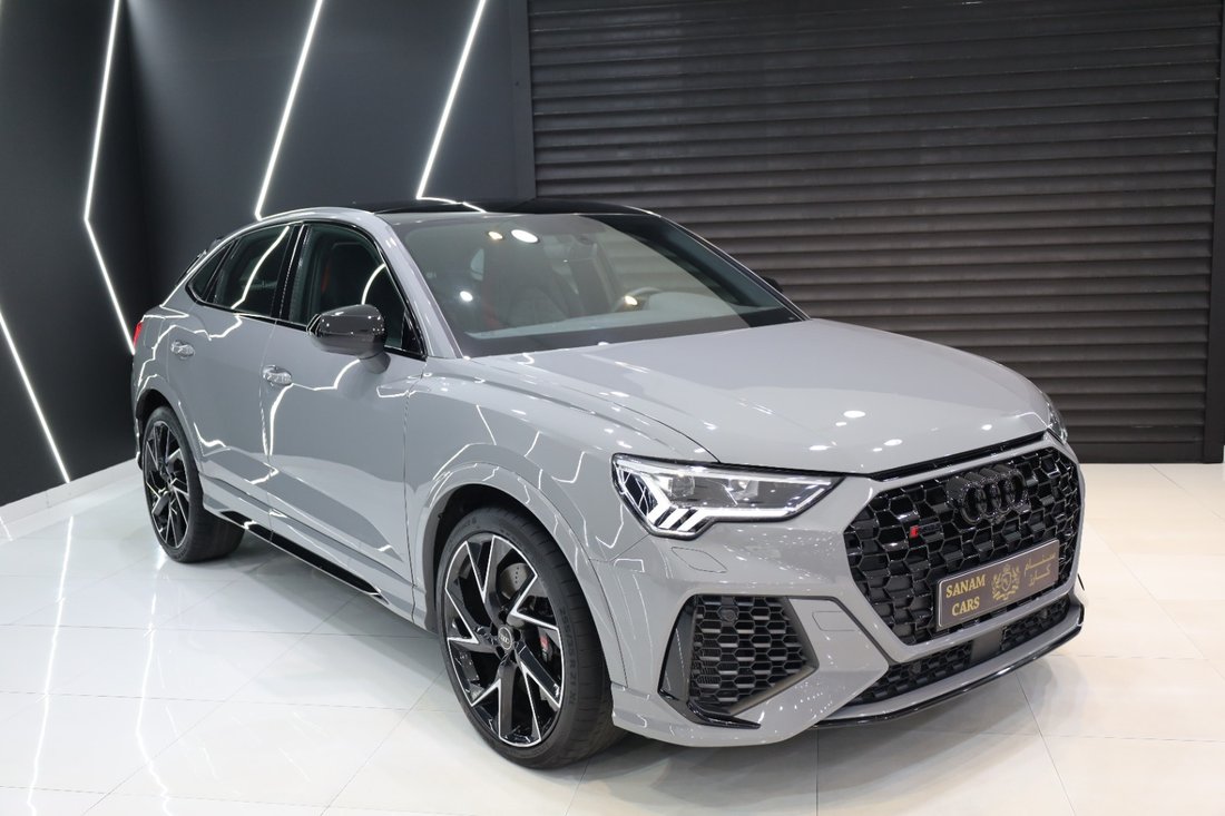 Suv in Dubai, Dubai, United Arab Emirates 3 - 13142526