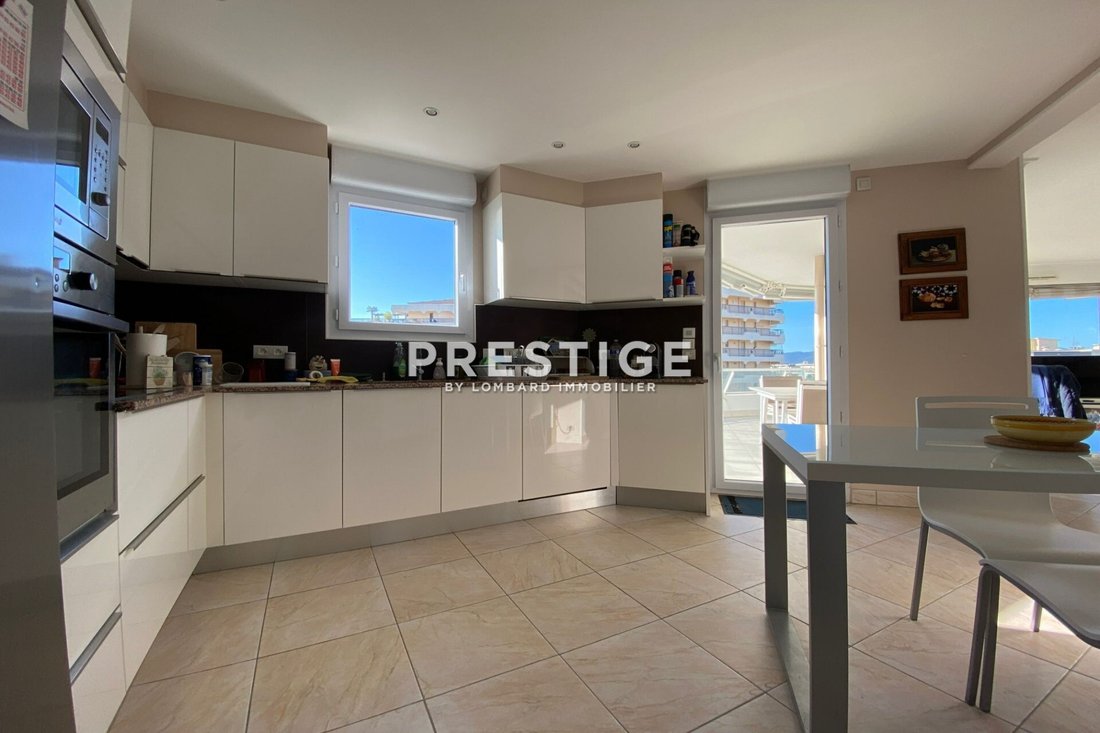 Apartment in Fréjus Plage, Frejus, France 4 - 12627349