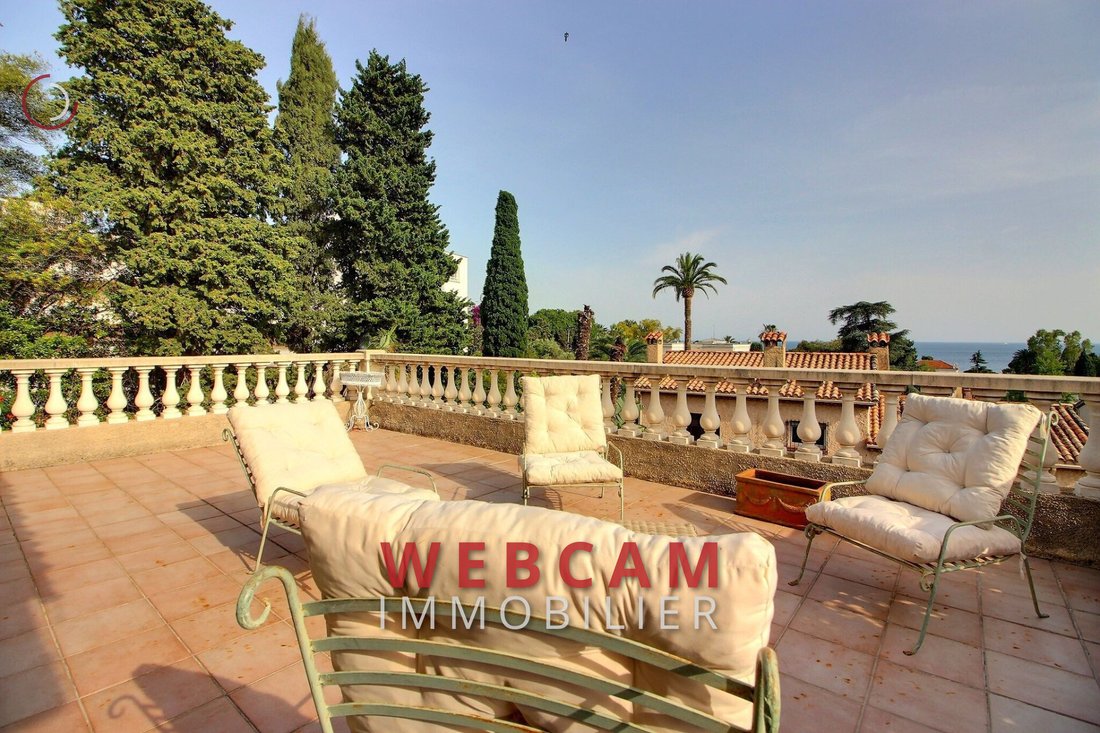 Villa in Cannes, Provence-Alpes-Côte d'Azur, France 3 - 13142676