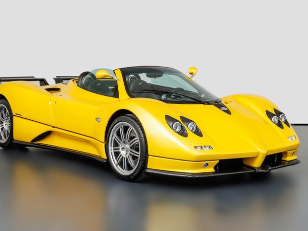 Yellow Pagani Zonda S 7.3 for sale | JamesEdition