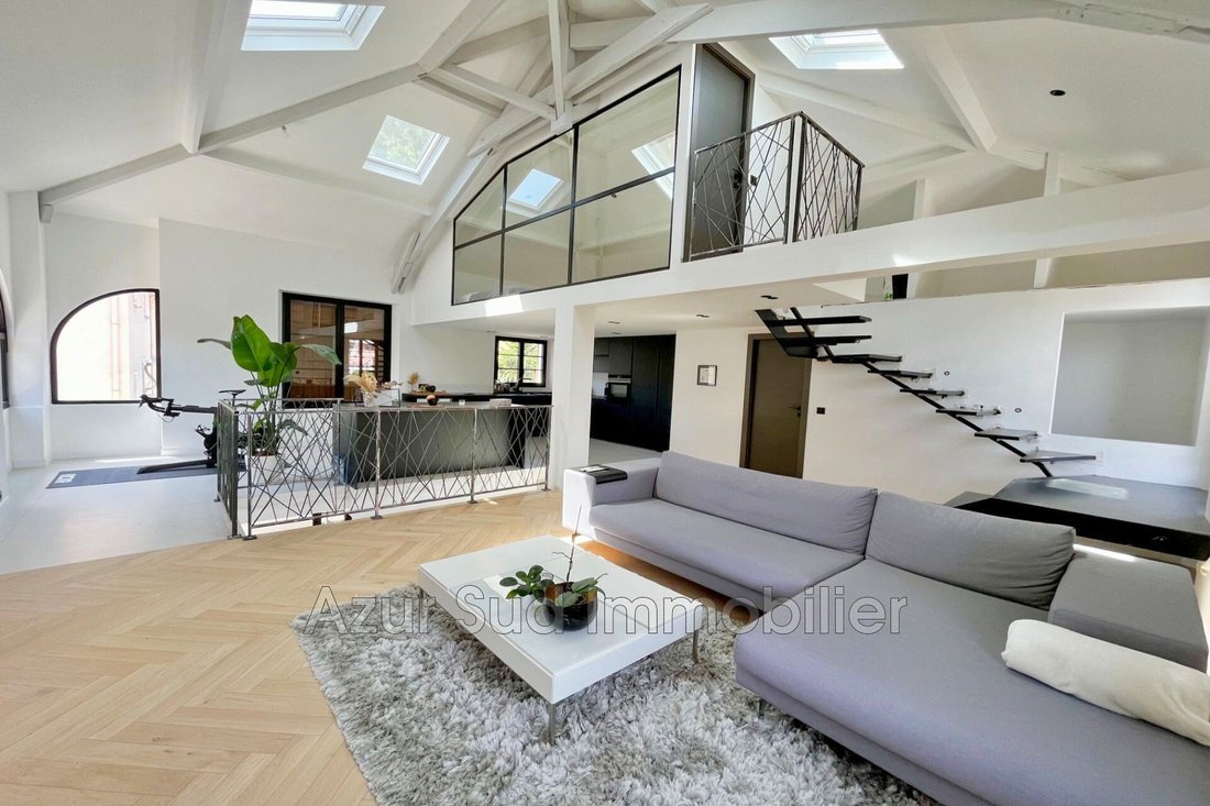 Villa in Vieille Ville, Antibes, France 2 - 13142697