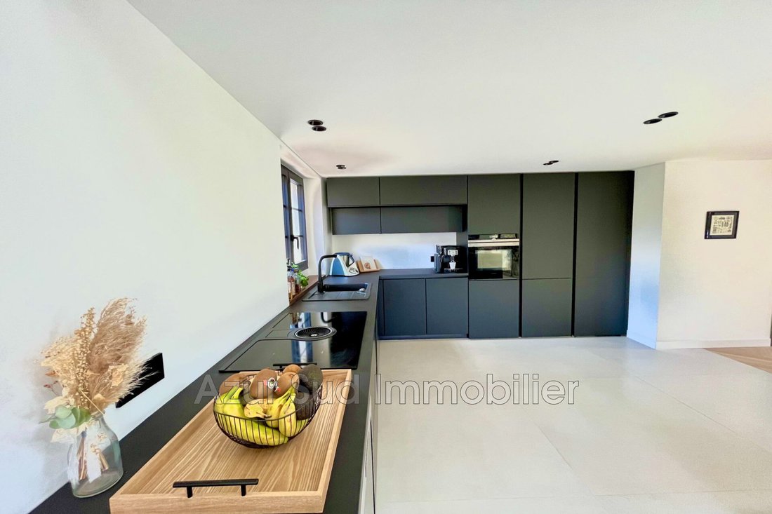 Villa in Vieille Ville, Antibes, France 5 - 13142697
