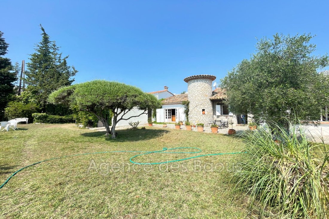 Villa in Nord, La Gaude, France 1 - 13143129