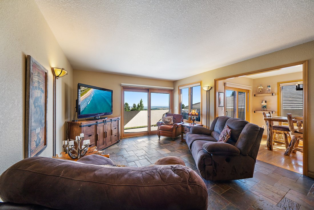 Charming Custom Ranch Style Home In Roxborough Park, Colorado, United