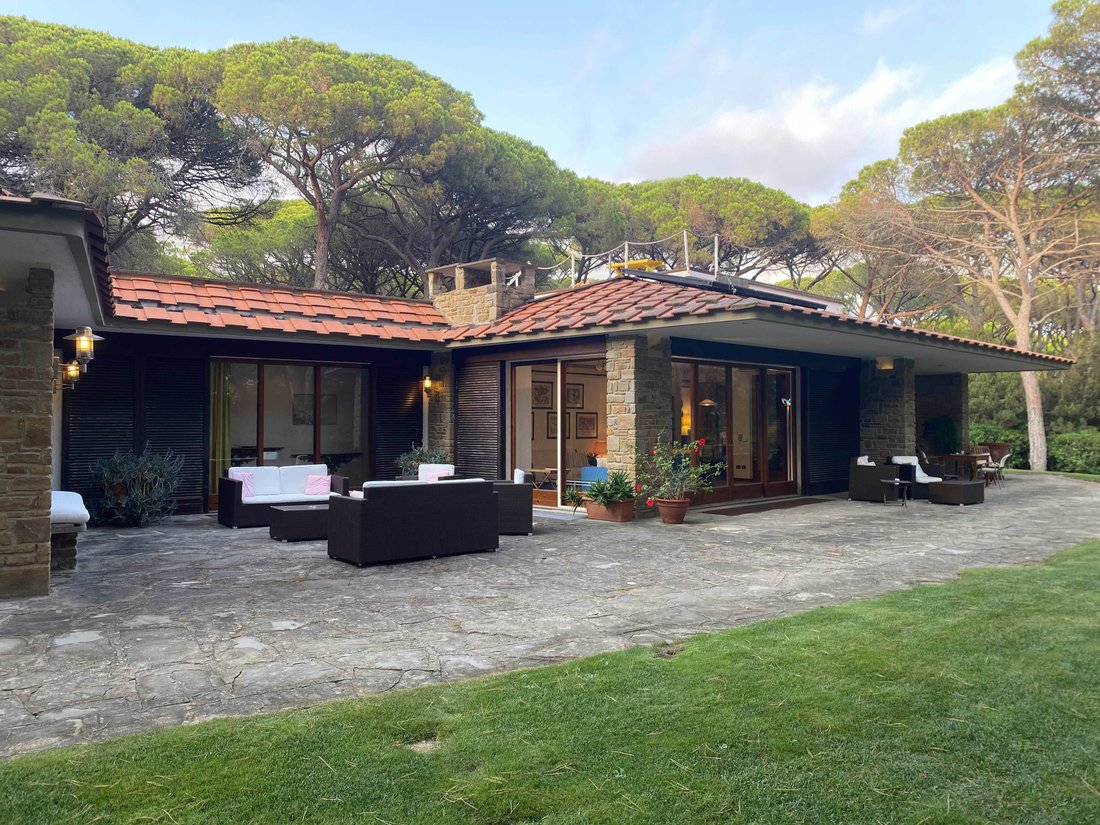 Villa For Sale In Roccamare (Grosseto) Tuscany   Italy