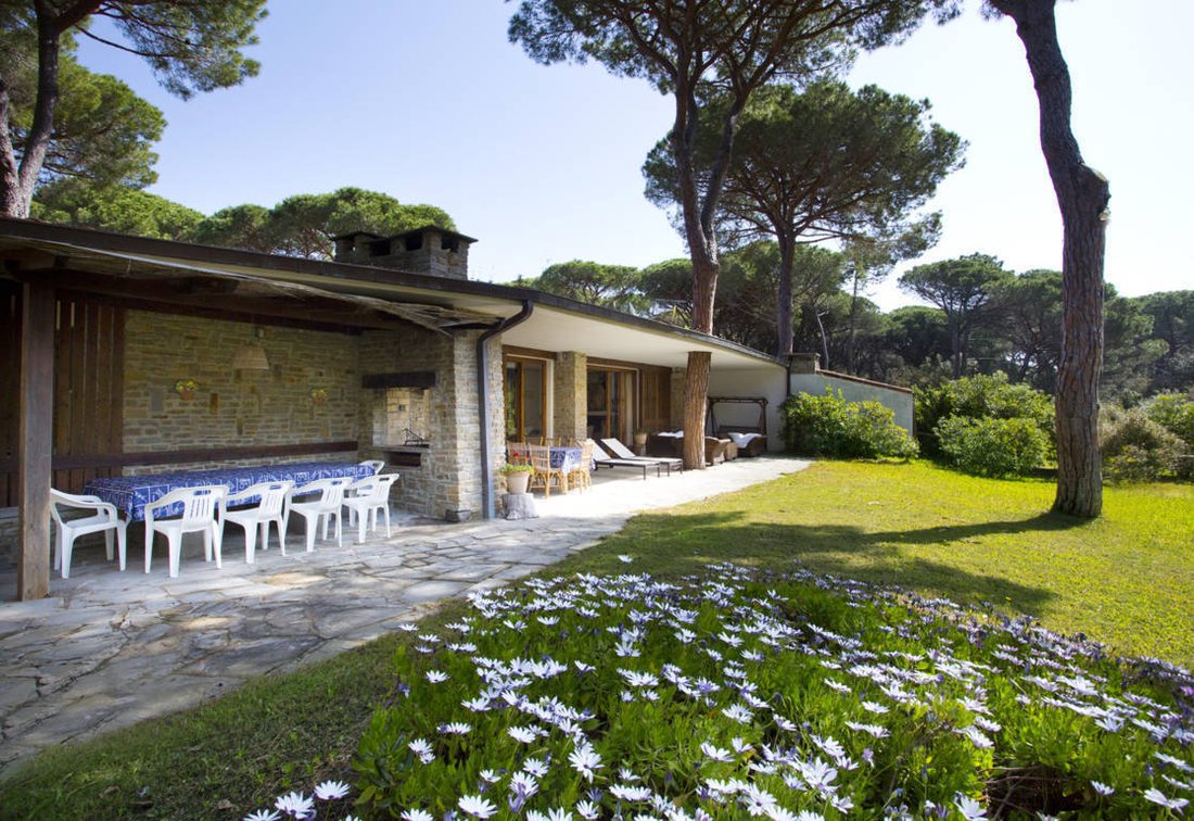 Villa in Castle of Castiglione, Castiglione della Pescaia, Tuscany 4 - 13149893