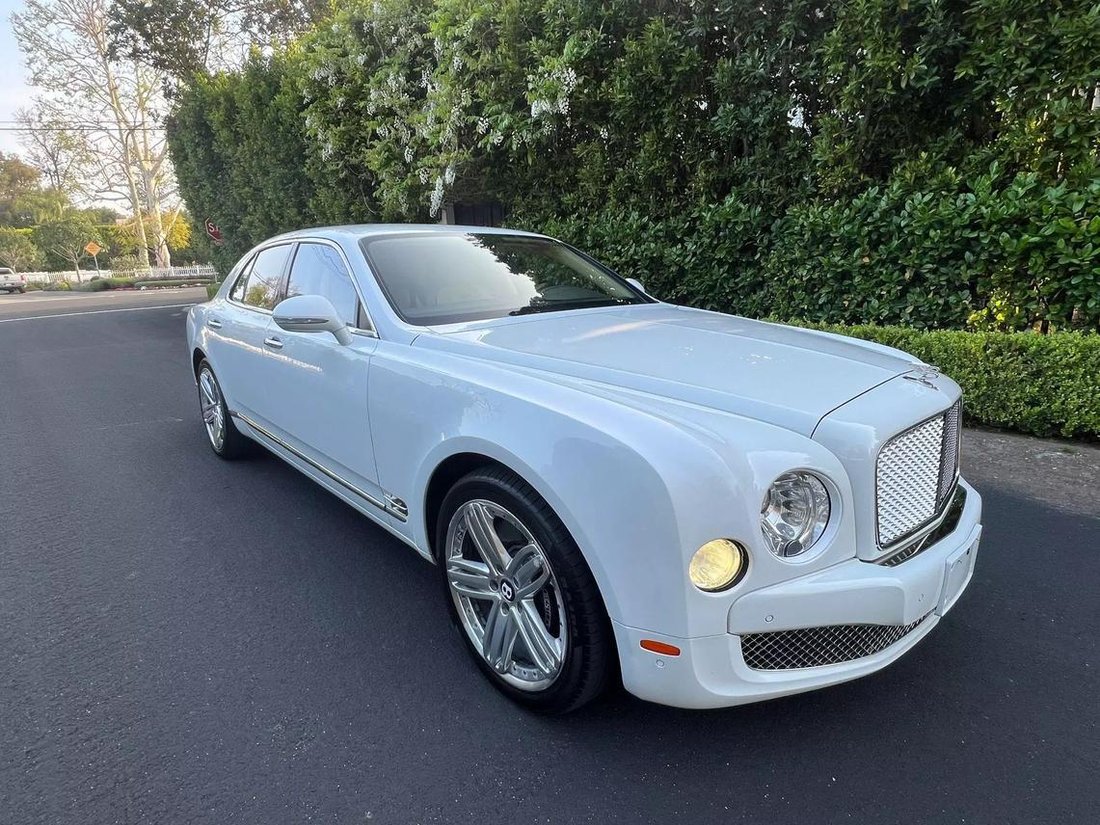 Sedan in Jacksonville, Florida, United States 4 - 12673785
